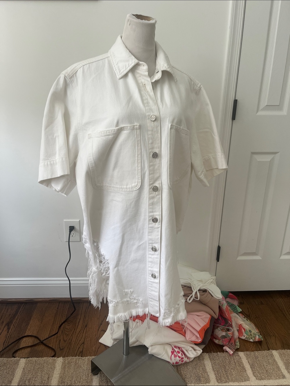 Stella McCartney White Distressed Button-Front Short-Sleeve denim Dress